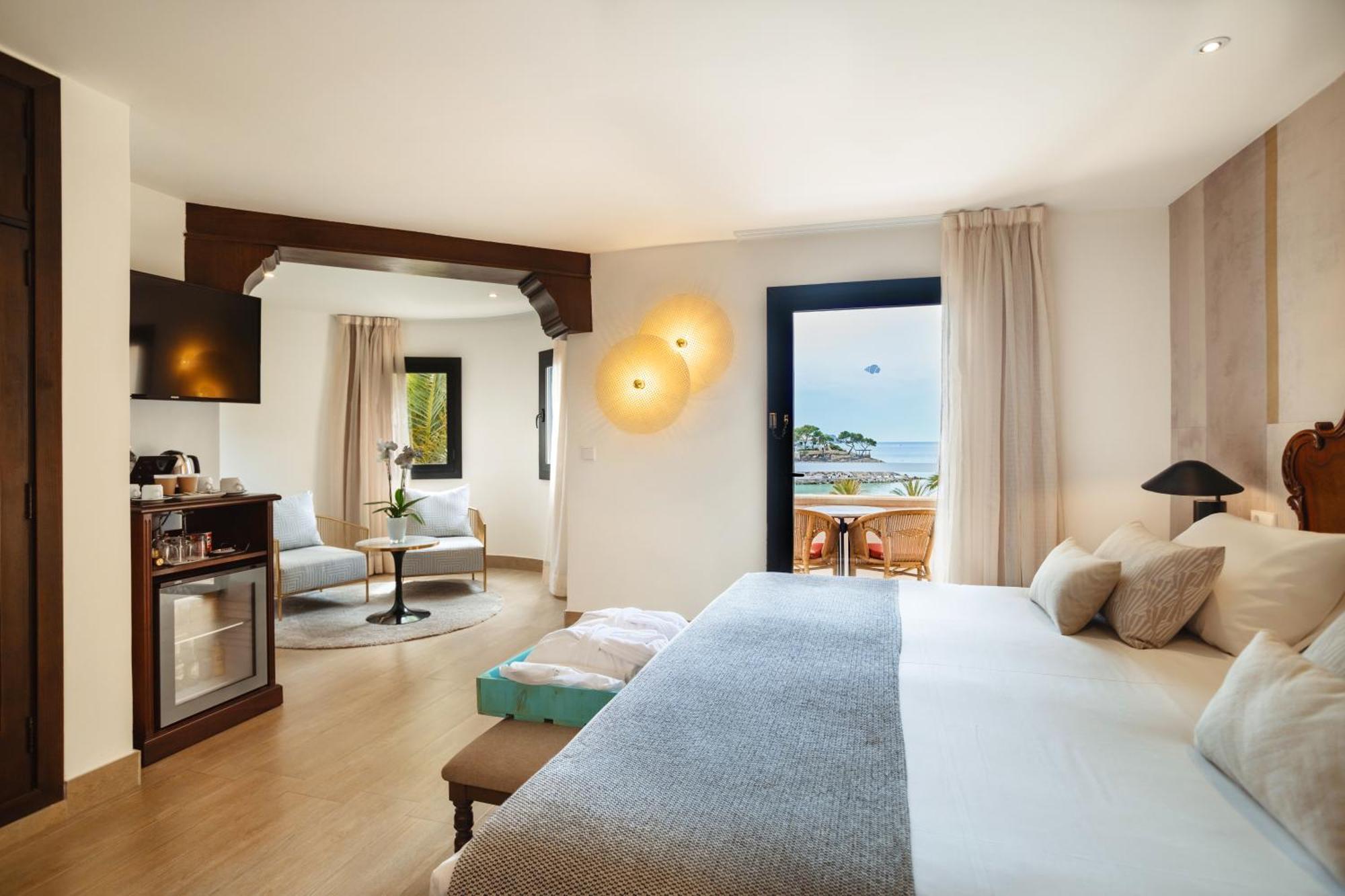 Secrets Mallorca Villamil Resort & Spa - Adults Only Παγκουέρα Εξωτερικό φωτογραφία A room at the hotel