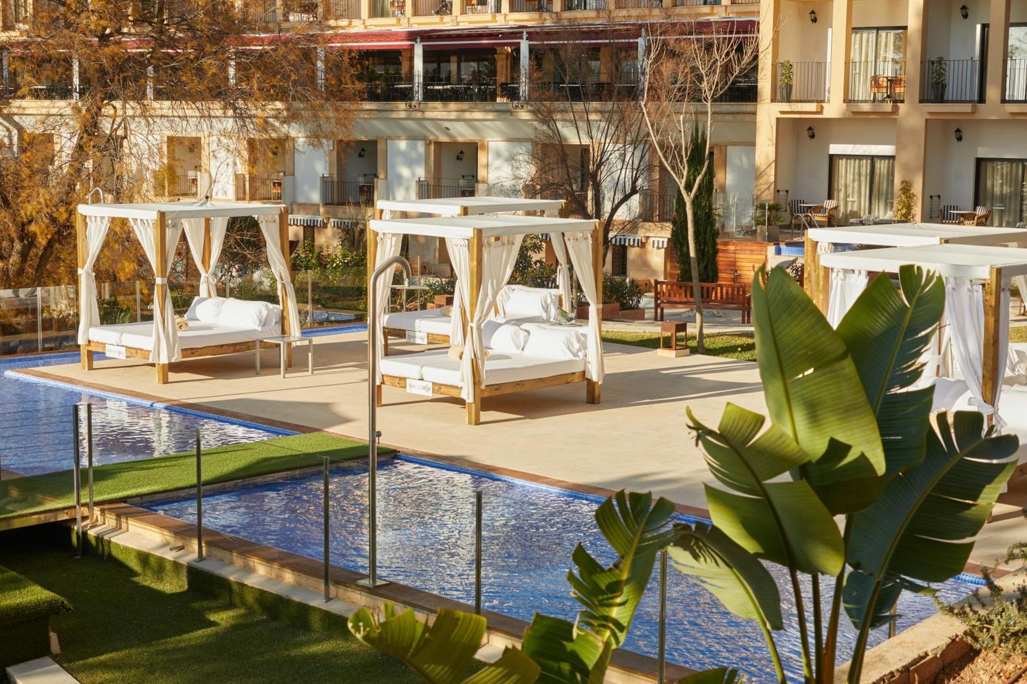Secrets Mallorca Villamil Resort & Spa - Adults Only Παγκουέρα Εξωτερικό φωτογραφία The pool at the hotel