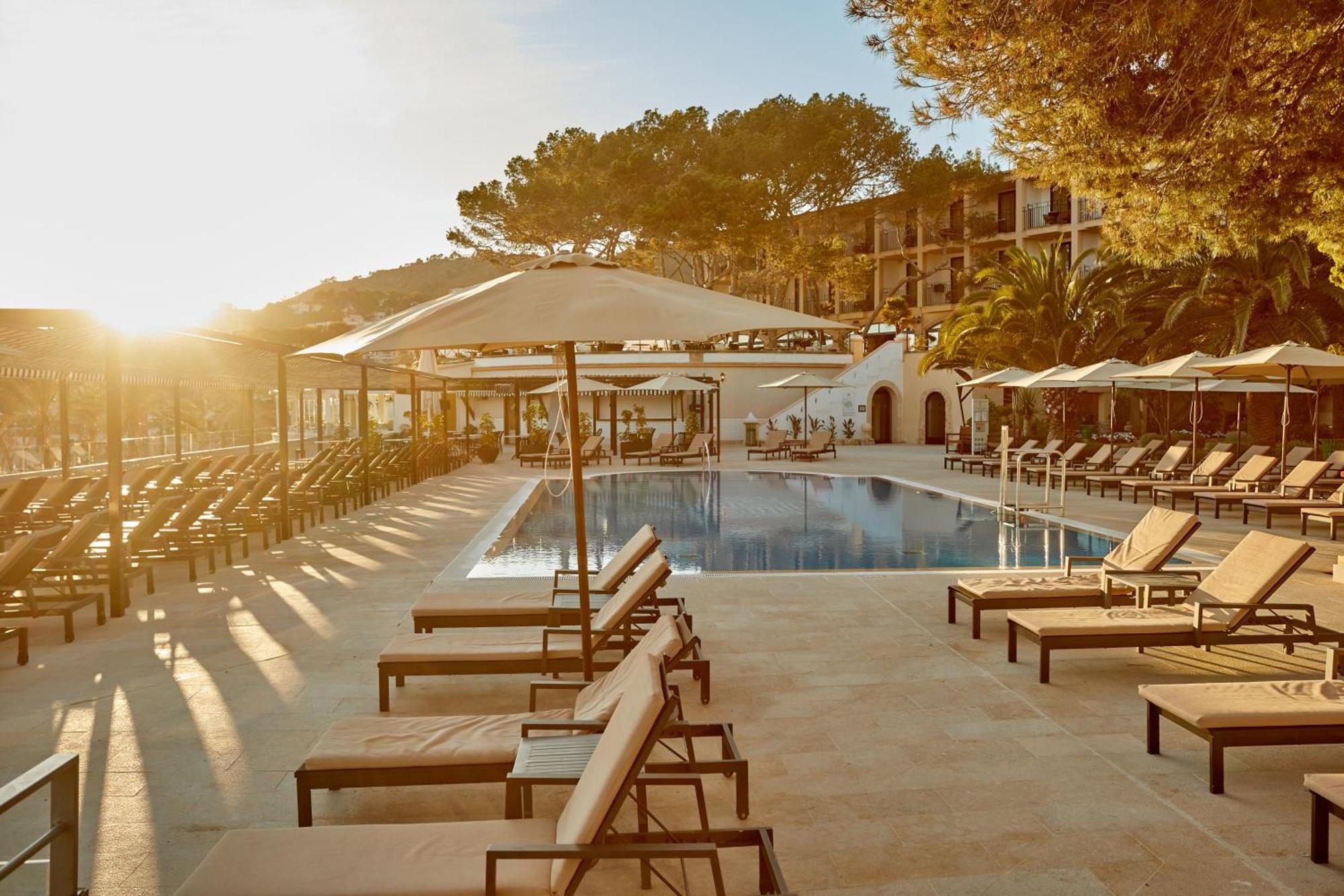 Secrets Mallorca Villamil Resort & Spa - Adults Only Παγκουέρα Εξωτερικό φωτογραφία The hotel's pool
