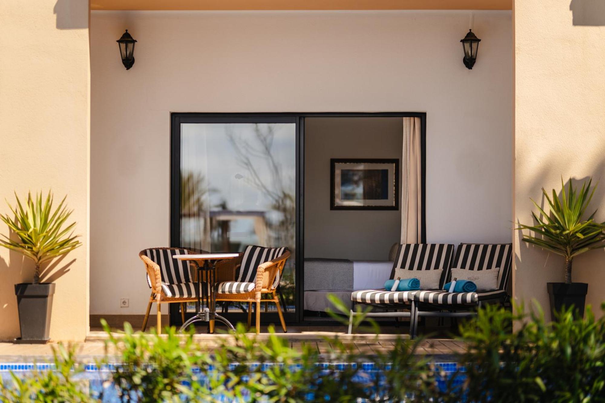 Secrets Mallorca Villamil Resort & Spa - Adults Only Παγκουέρα Εξωτερικό φωτογραφία A sliding door